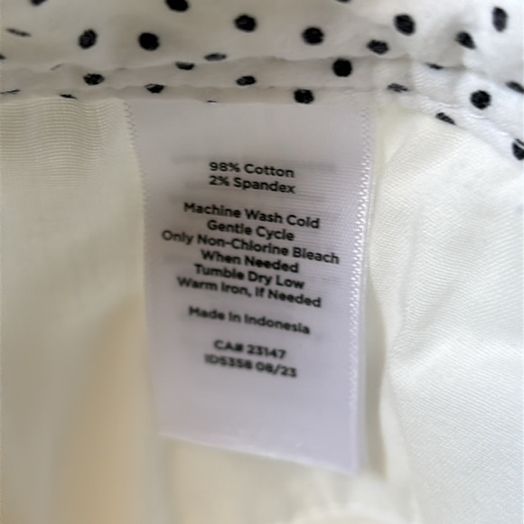 Talbots Perfect Crop Pant, Curvy - Picture 4 of 4